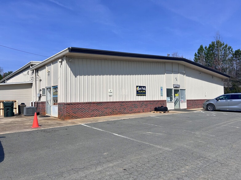 More Photos Of 208 Lithia Inn Rd, Lincolnton Self Storage For Sale