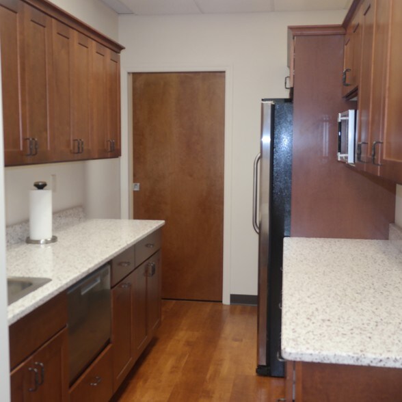 More Photos Of 675 Broadway, Massapequa Office For Lease