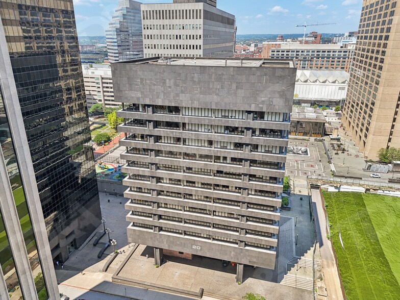 More Photos Of 20 S Charles St, Baltimore Office For Lease