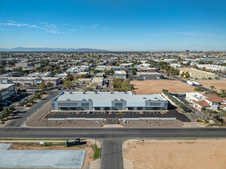 More Photos Of 1428 N Horne St, Gilbert Warehouse For Lease