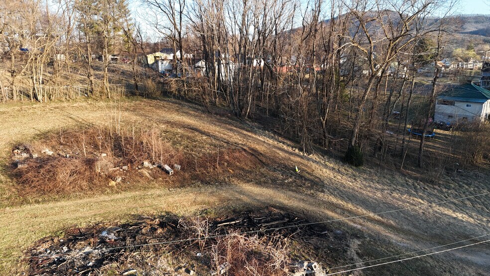 More Photos Of 745 Peppers Ferry Rd, Pulaski Land For Sale