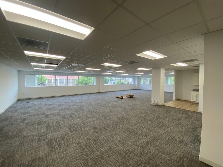 More Photos Of 7410 Northside Dr, North Charleston Medical For Lease