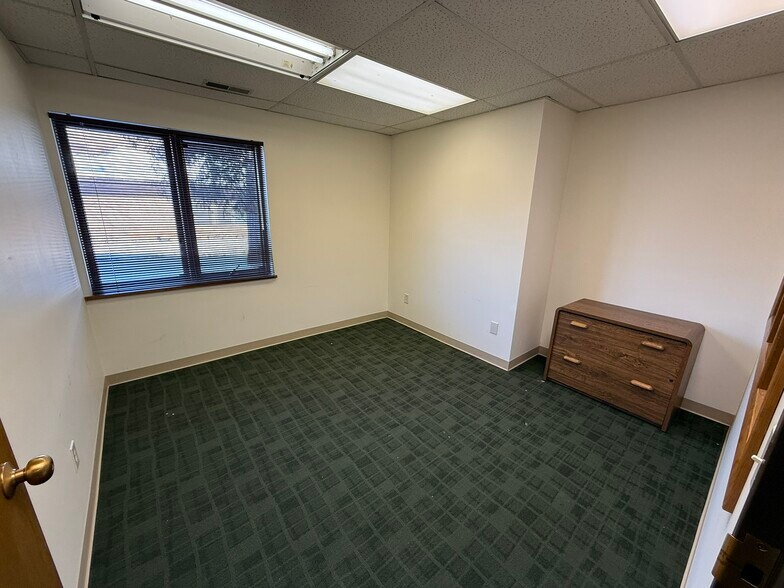 More Photos Of 5092 Lovers Ln, Portage Office For Sale