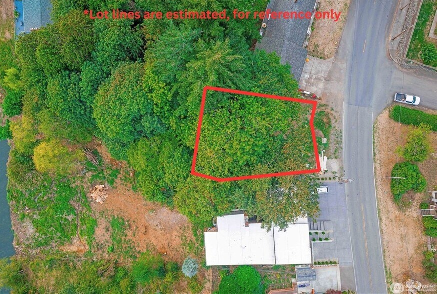 More Photos Of 500 Columbia St, Cathlamet Land For Sale