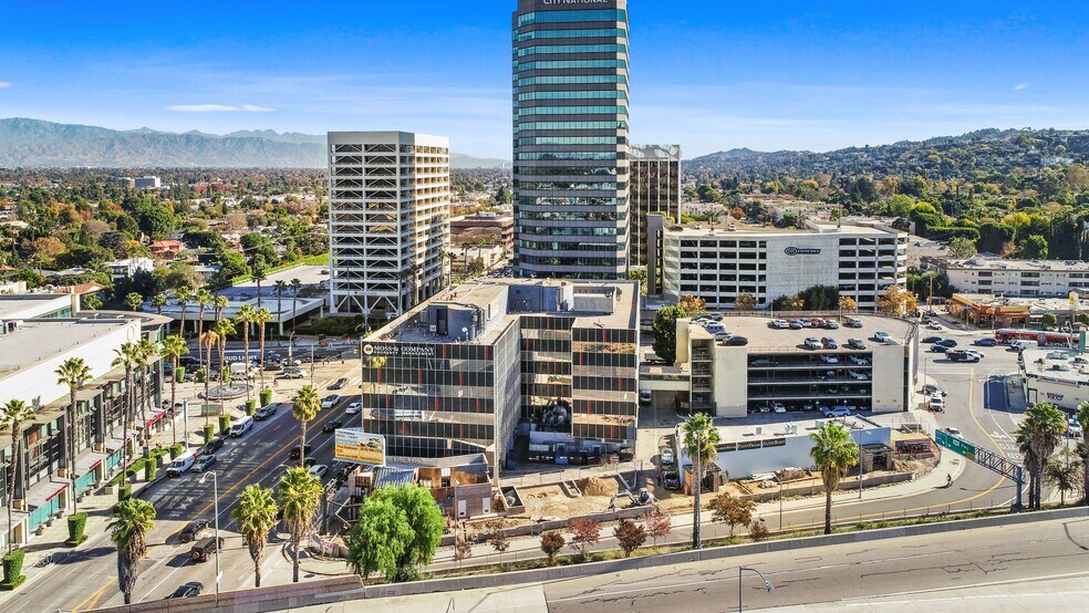 More Photos Of , Sherman Oaks General Retail For Sale