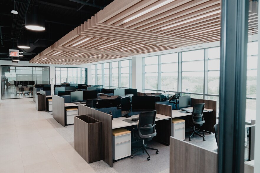 More Photos Of 6932 Brisbane ct, Sugar Land Office For Lease