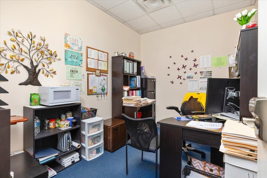 More Photos Of 8140 Ashton Ave, Manassas Medical For Sale