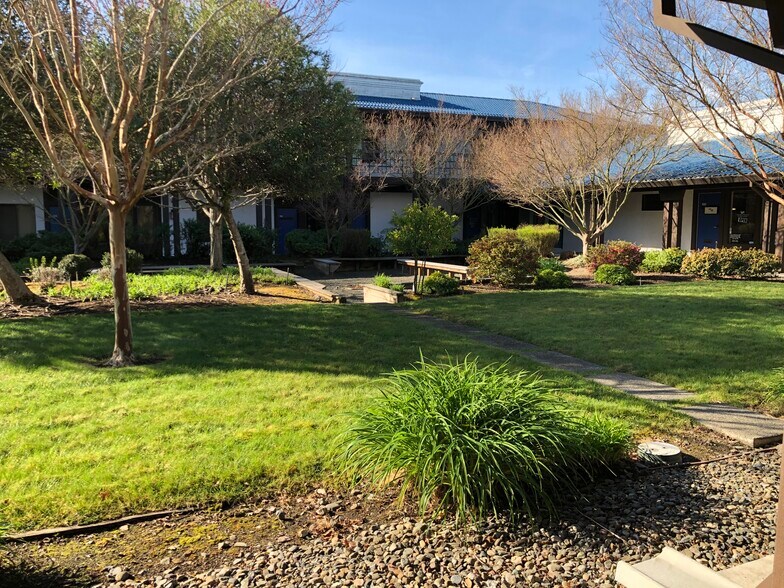 More Photos Of 181 Andrieux St, Sonoma Medical For Lease