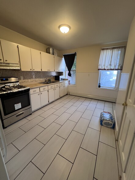 More Photos Of 94 William St, Newburgh Storefront Retail Residential For Sale