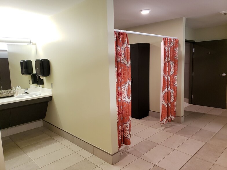 More Photos Of 220 Continuum Dr, Fletcher Research And Development For Sale