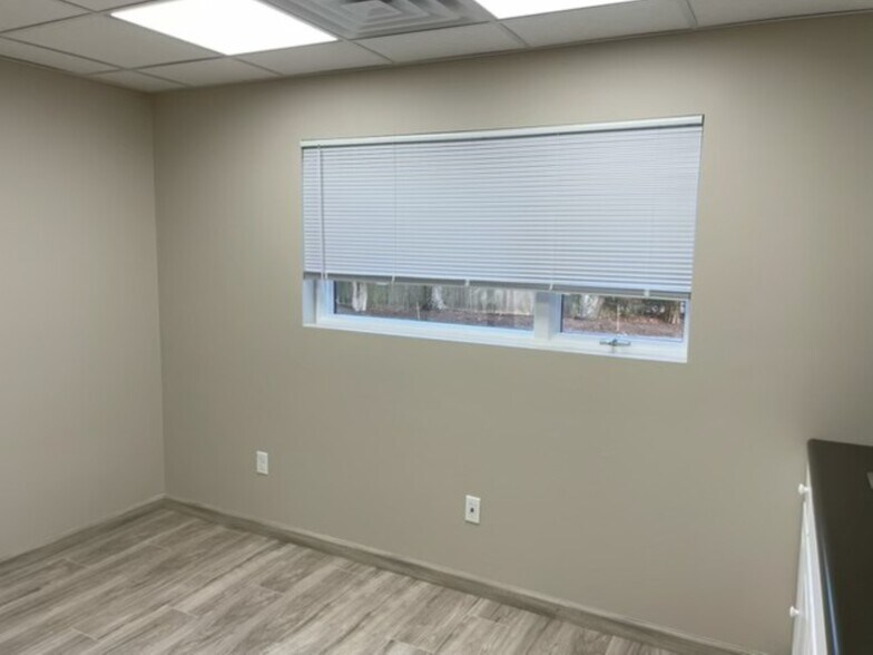 More Photos Of 1010 Grand Army Hwy, Swansea Office For Sale