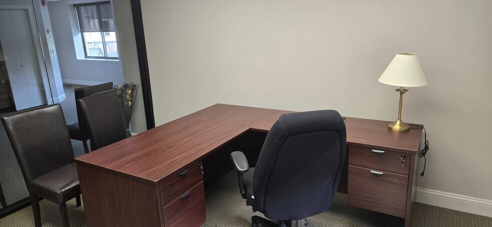 More Photos Of 200 Centerville Rd, Warwick Office Residential For Lease