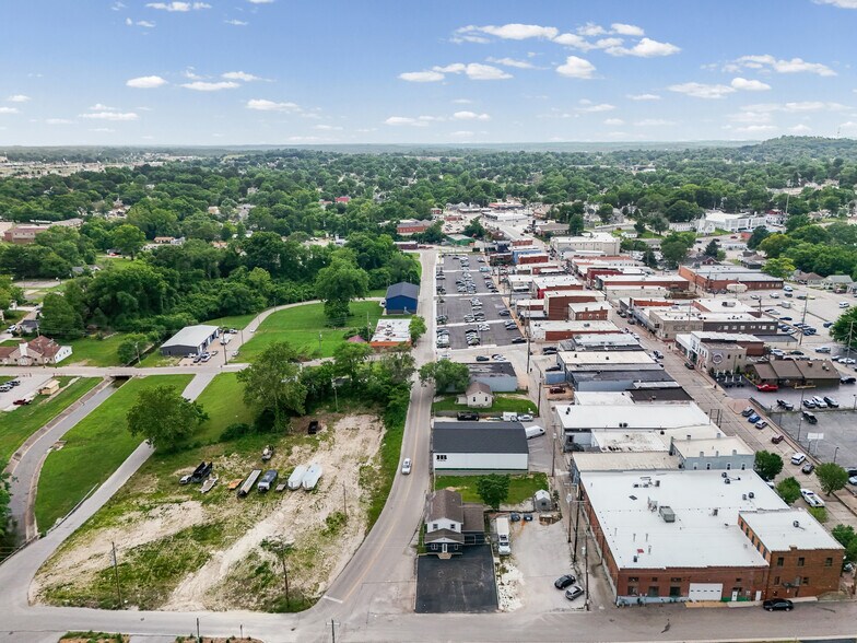 More Photos Of 11 Brierton Ln, Crystal City Office For Sale
