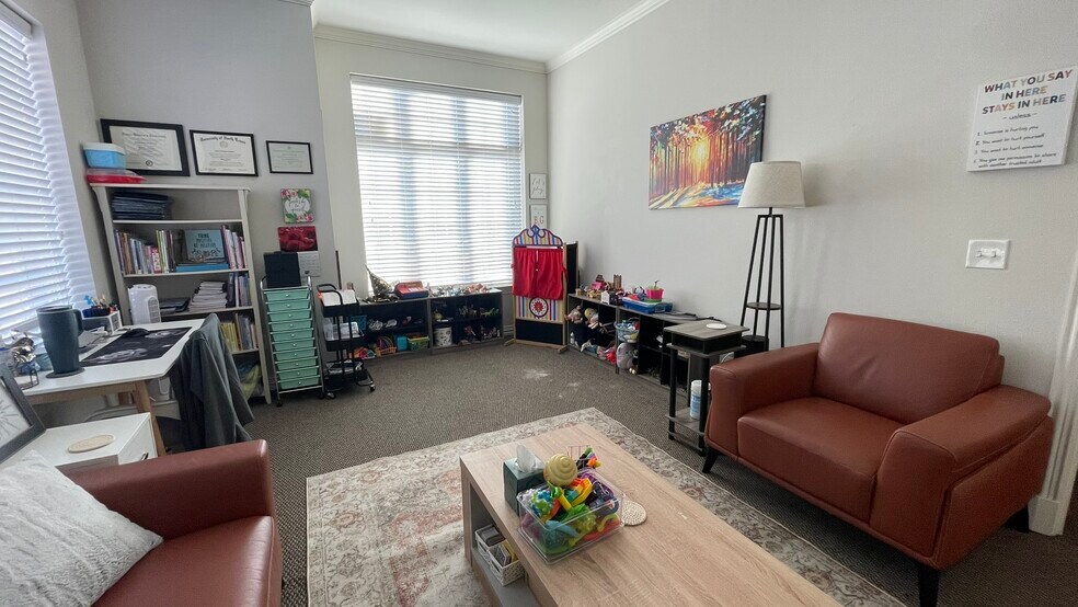 More Photos Of 8668 John Hickman Pky, Frisco Medical For Sale