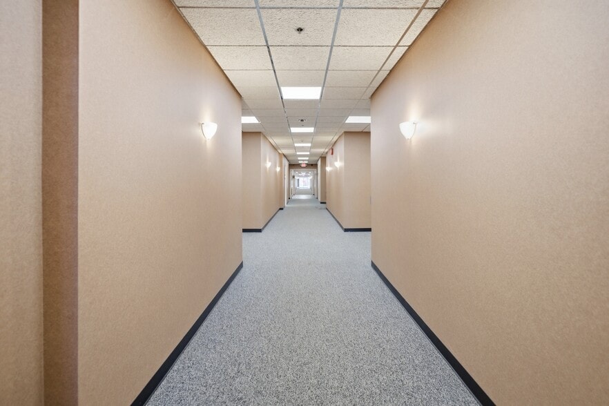 More Photos Of 475 E Main St, Patchogue Medical For Sale