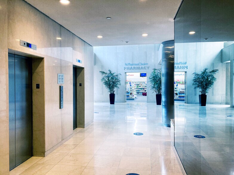 More Photos Of 1929 Russell Rd, Ottawa Medical For Lease