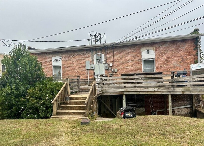 More Photos Of 118 W Commerce St, Greenville Storefront Retail Residential For Sale