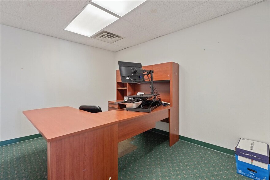 More Photos Of 1780 Westland Rd, Cheyenne Office For Sale