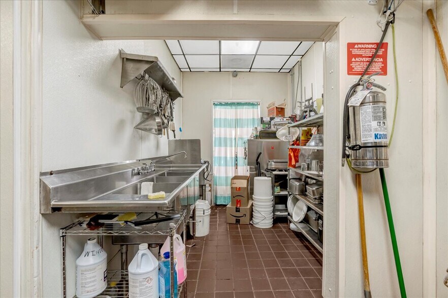 More Photos Of 306 Wait Ave, Wake Forest Fast Food For Sale