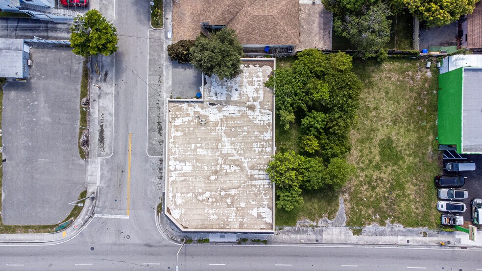More Photos Of 114 NW 22nd Ave, Miami Freestanding For Sale