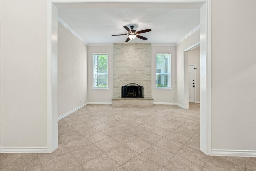 More Photos Of 1101 N Locust St, Denton Apartments For Sale