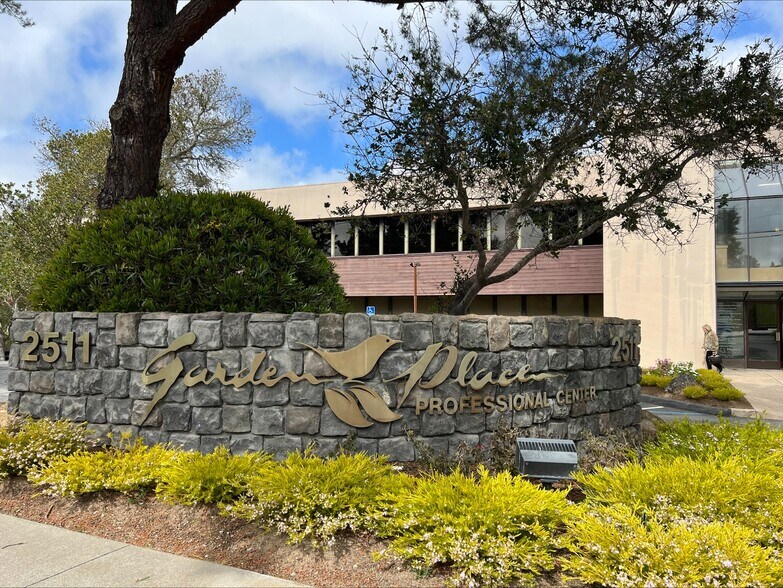 More Photos Of 2511 Garden Rd, Monterey Unknown For Lease