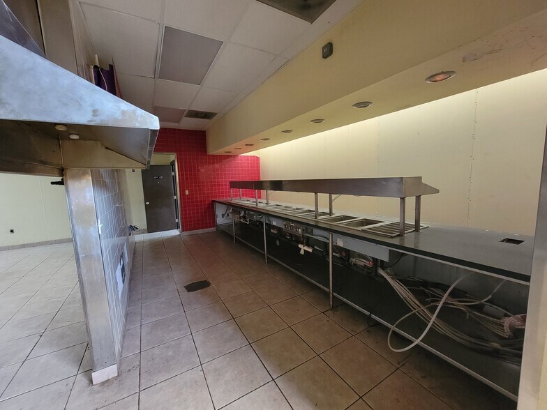 More Photos Of 12011 Bammel North Houston Rd, Houston Restaurant For Lease