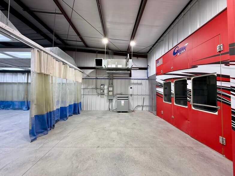 More Photos Of 60 County Road 9501 N, Brookland Warehouse For Lease