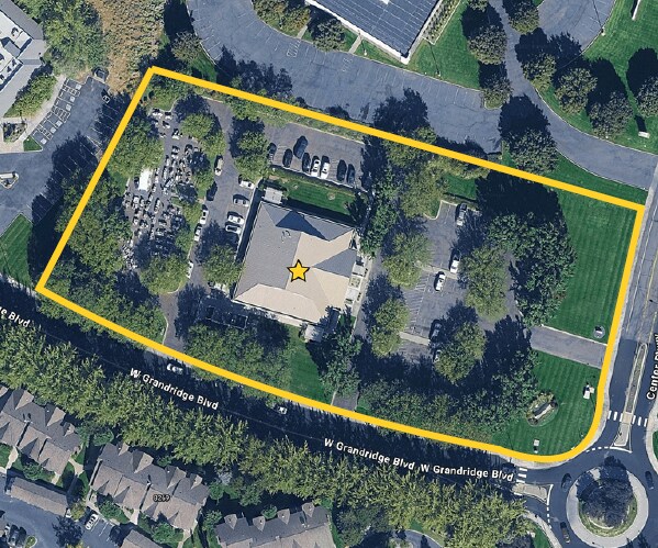 More Photos Of 8200 W Grandridge Blvd, Kennewick Office For Sale