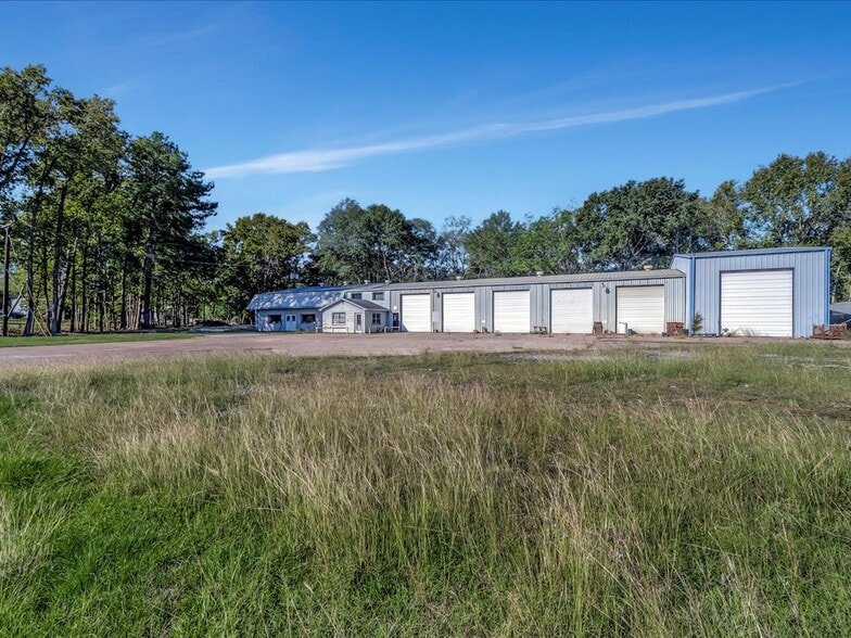 More Photos Of 1441 N Temple Dr, Diboll Auto Repair For Sale