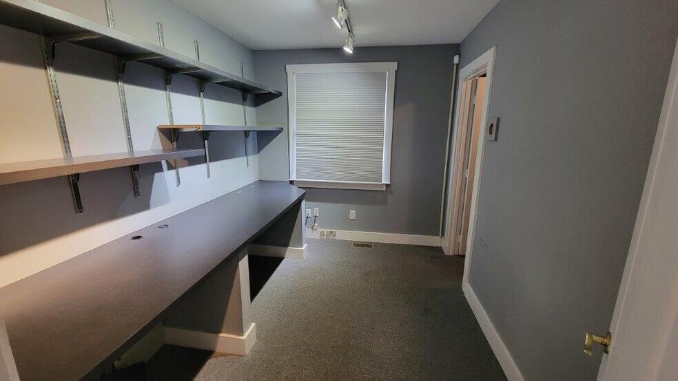 More Photos Of 226 E 6th St, Dayton Office Residential For Lease