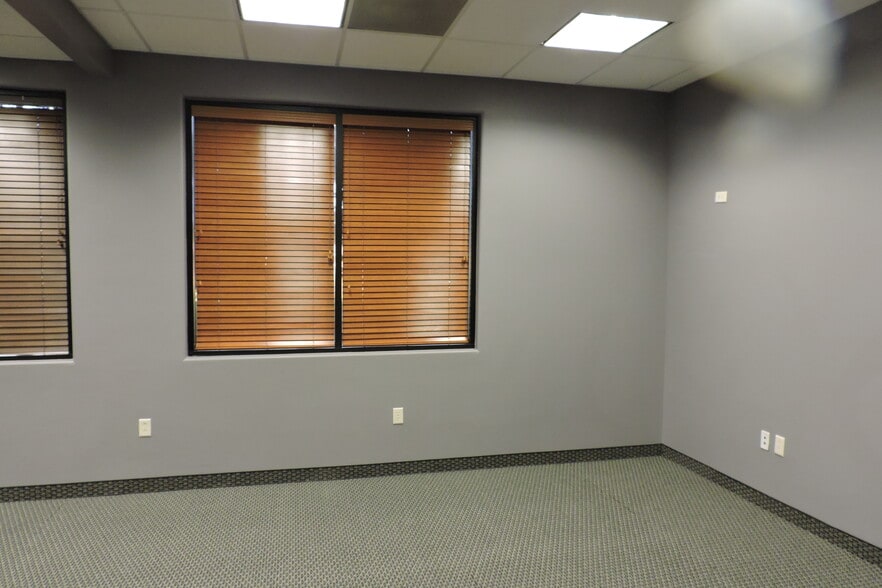 More Photos Of 2420 S Power Rd, Mesa Office For Sale