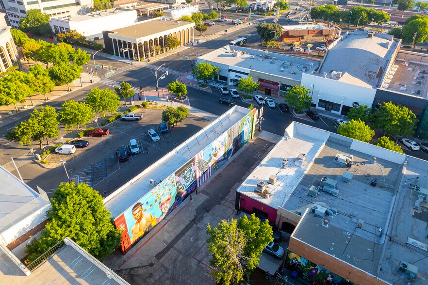 More Photos Of 918 10th St, Modesto Storefront Retail Office For Sale