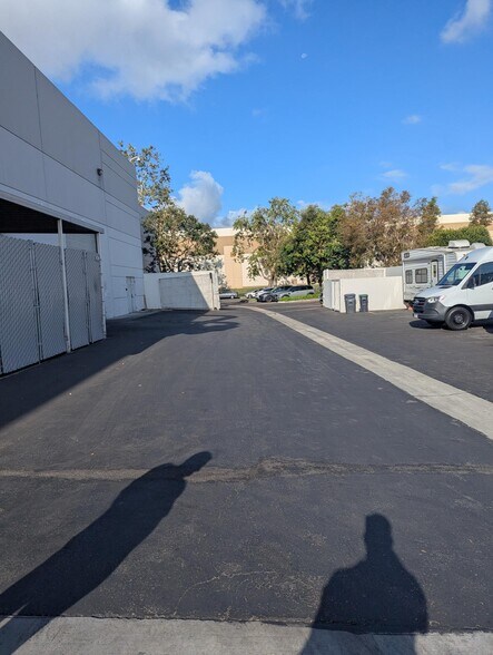 More Photos Of 1250 N Hancock St, Anaheim Warehouse For Lease