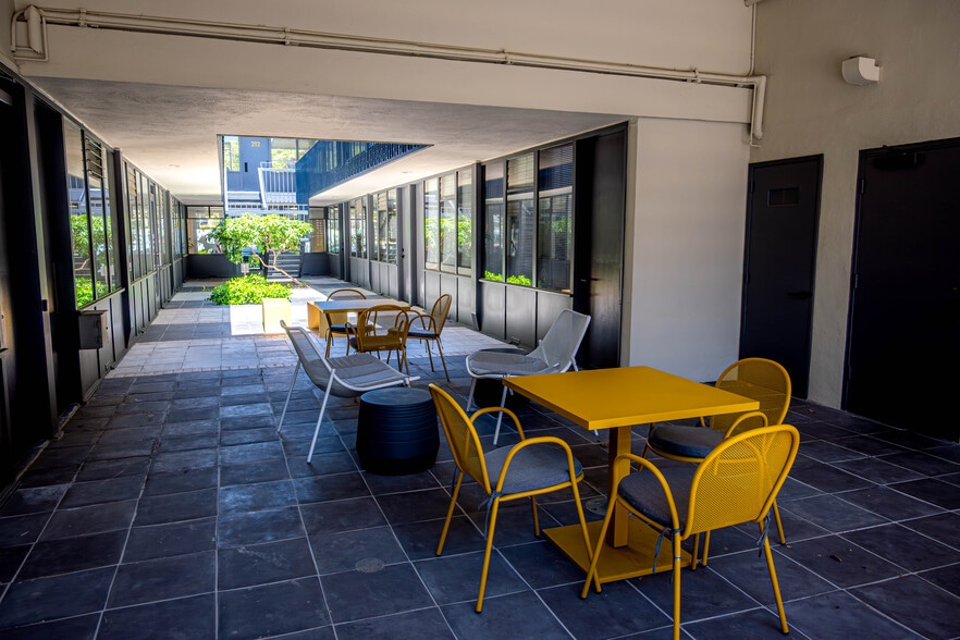 More Photos Of 616 Ramona St, Palo Alto Office For Lease