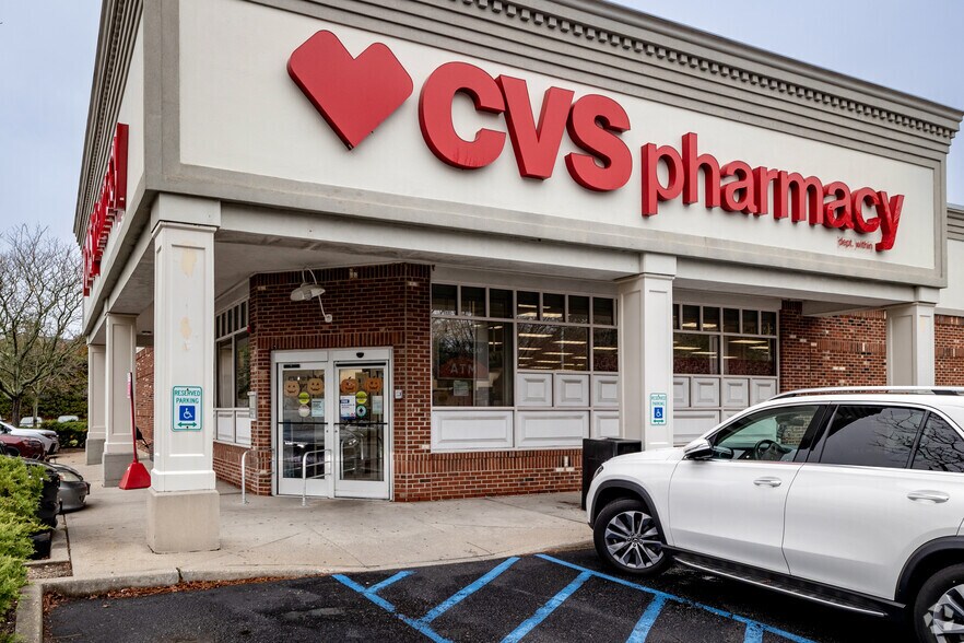 More Photos Of 111 Terry Rd, Smithtown Drugstore For Sale