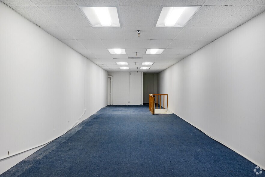 More Photos Of 510 E Olympic Blvd, Los Angeles Storefront Retail Office For Sale