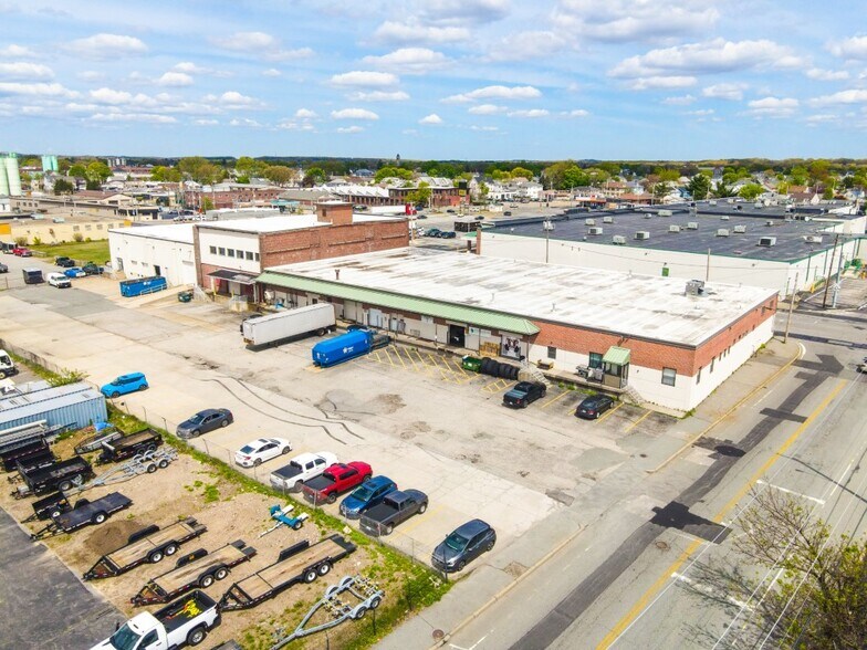 Primary Photo Of 402 Walcott St, Pawtucket Warehouse For Lease