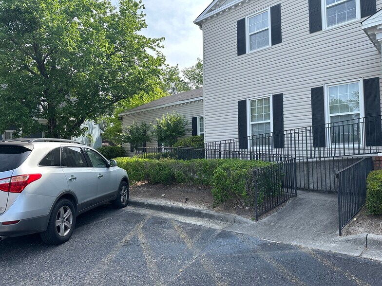 More Photos Of 3643-D Walton Way Ext, Augusta Medical For Lease