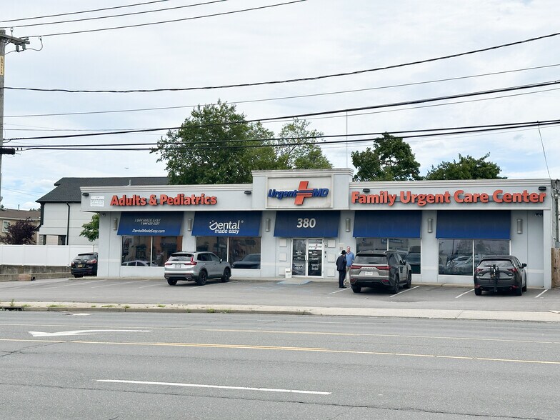 More Photos Of 380 Rockaway Tpke, Cedarhurst General Retail For Sale