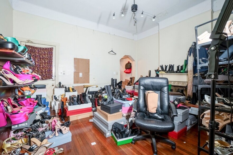 More Photos Of , Baltimore General Retail For Sale