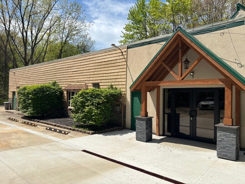 More Photos Of 7984 Olde 8 Rd, Northfield Office For Sale