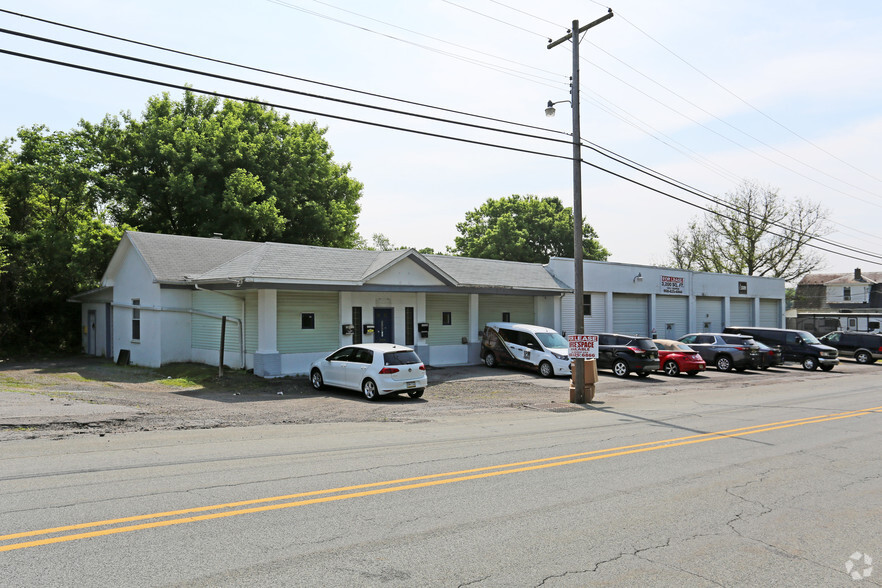 Primary Photo Of 1130 Springtown Rd, Alpha Warehouse For Lease