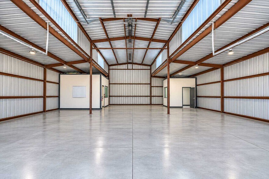 More Photos Of 17635 Kings Ct, Cypress Office Residential For Sale