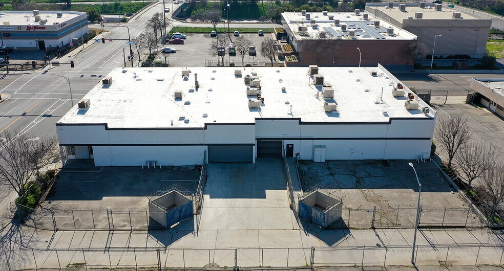 Primary Photo Of 1415 Tuolumne St, Fresno Warehouse For Lease