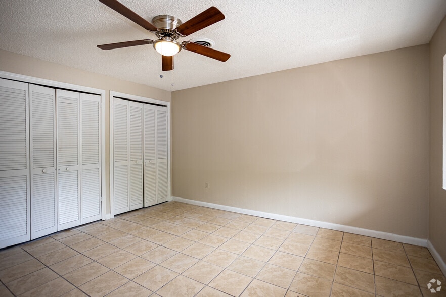 More Photos Of 2215 Buffalo Trl, Morristown Apartments For Sale