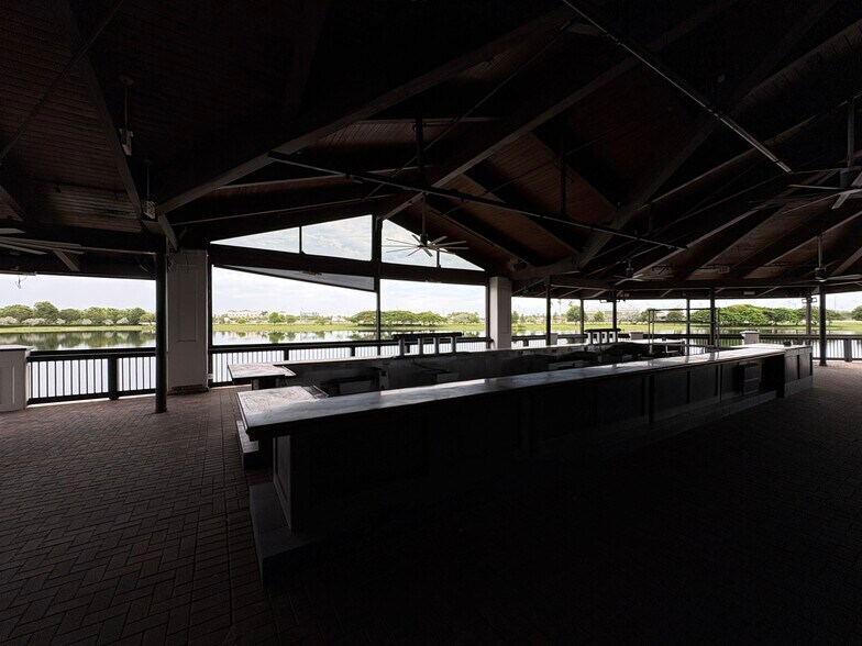 More Photos Of 15500 SW 29th St, Miramar Restaurant For Lease