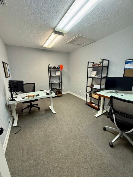 More Photos Of 1907 E US Highway 80, White Oak Office For Sale