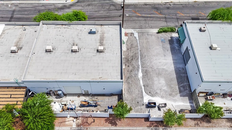 More Photos Of 1931 Losee Rd, North Las Vegas Warehouse For Lease