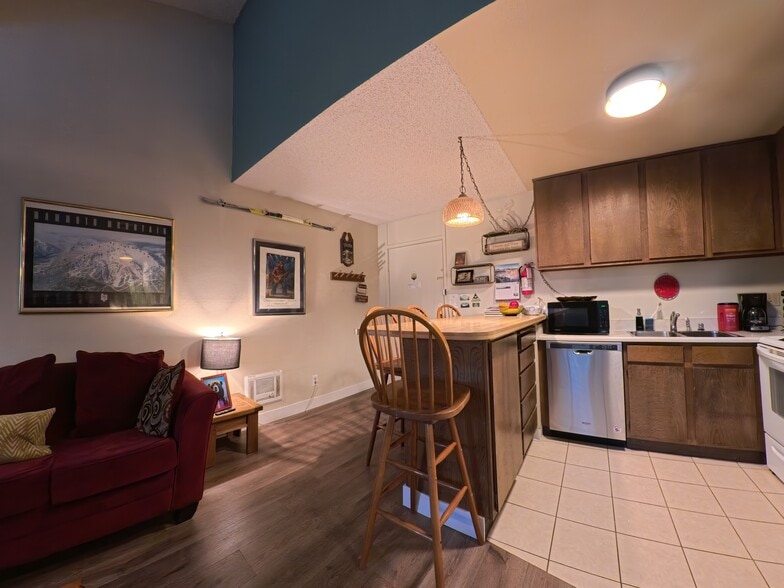 More Photos Of , Mammoth Lakes Multifamily For Sale